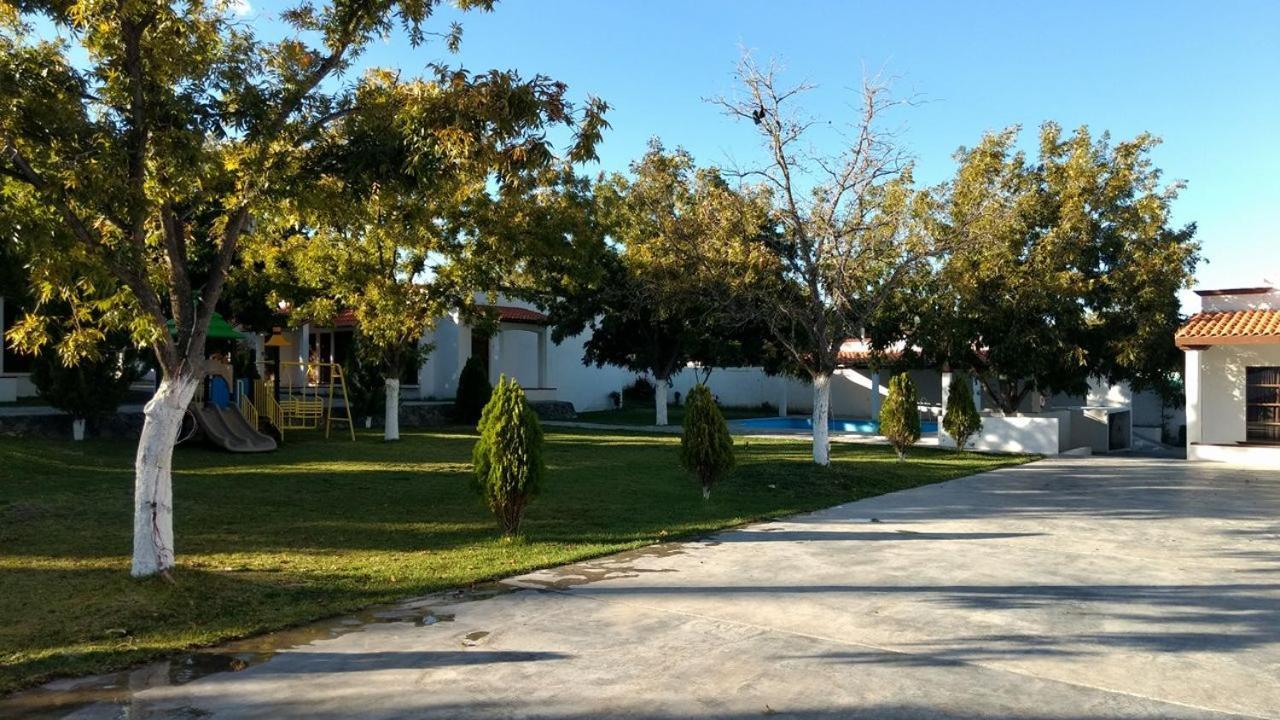 La Ilusion Hotel Campestre Y Balneario Parras de la Fuente Exteriör bild
