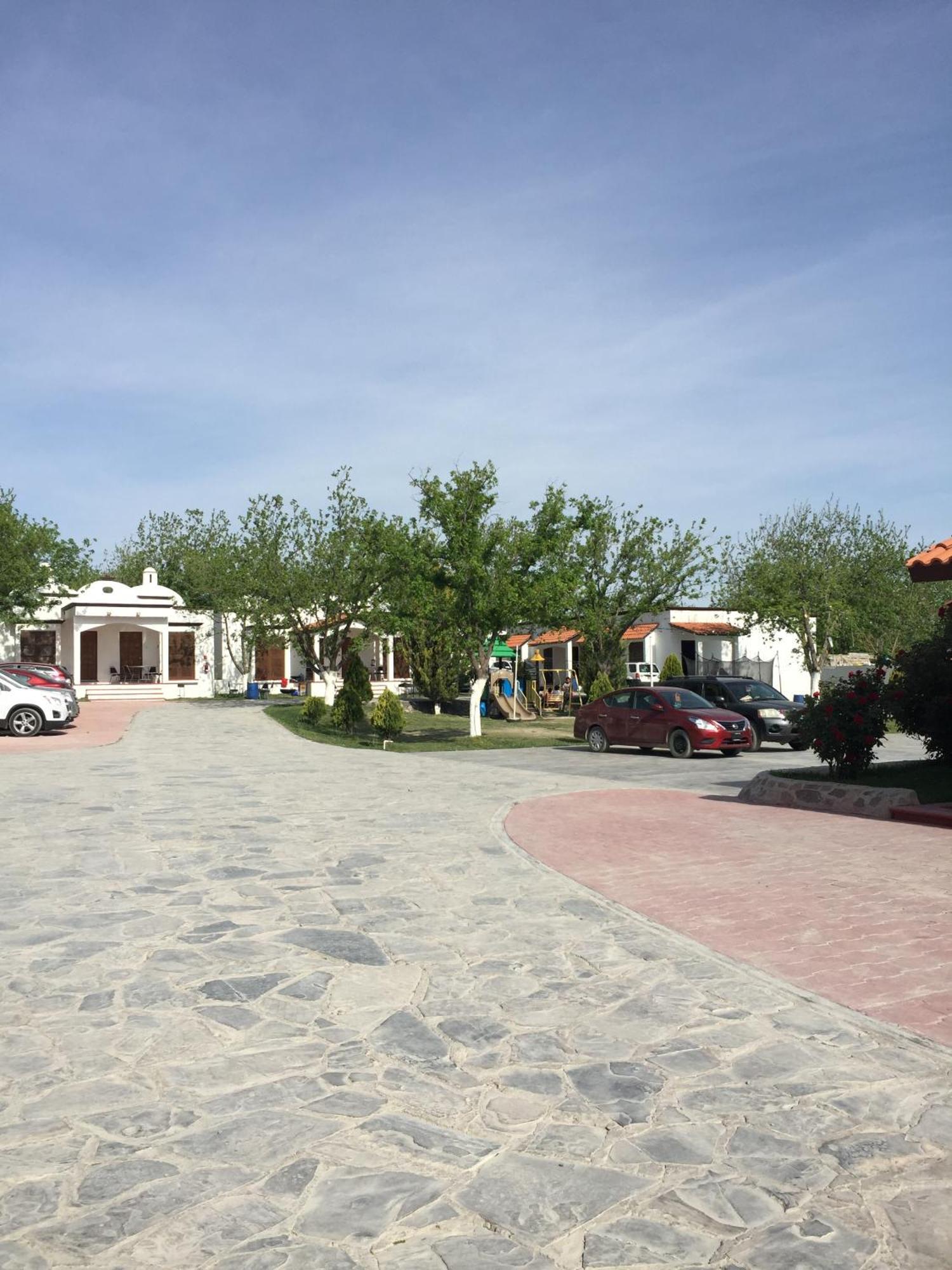 La Ilusion Hotel Campestre Y Balneario Parras de la Fuente Exteriör bild