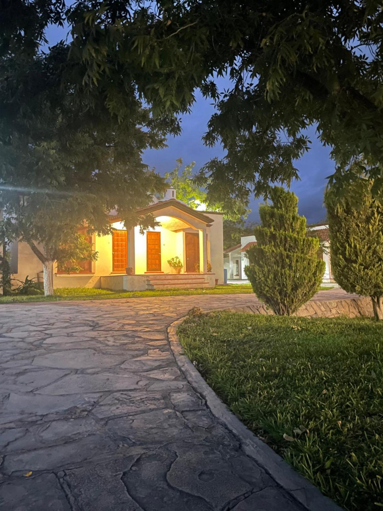 La Ilusion Hotel Campestre Y Balneario Parras de la Fuente Exteriör bild