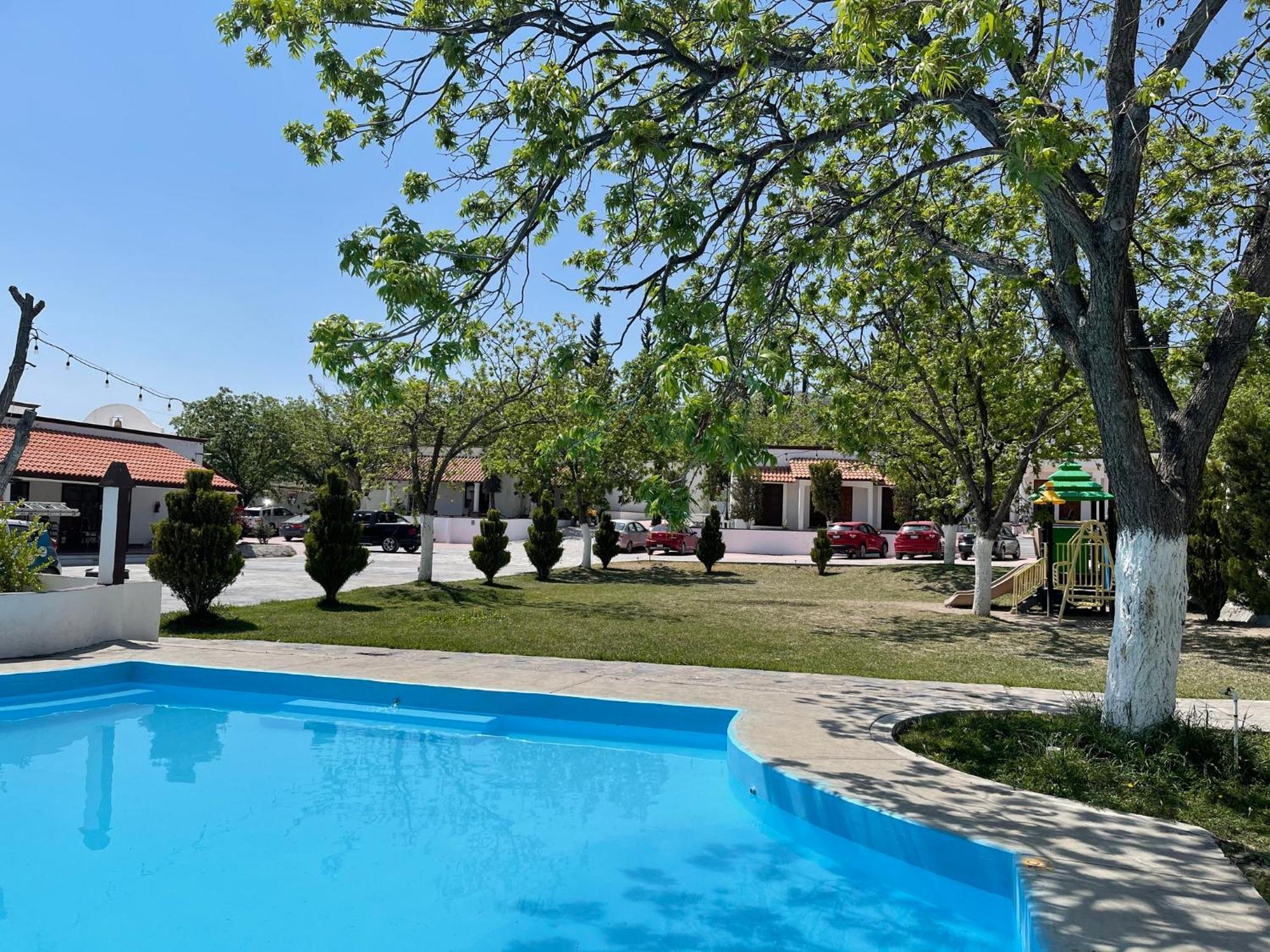La Ilusion Hotel Campestre Y Balneario Parras de la Fuente Exteriör bild