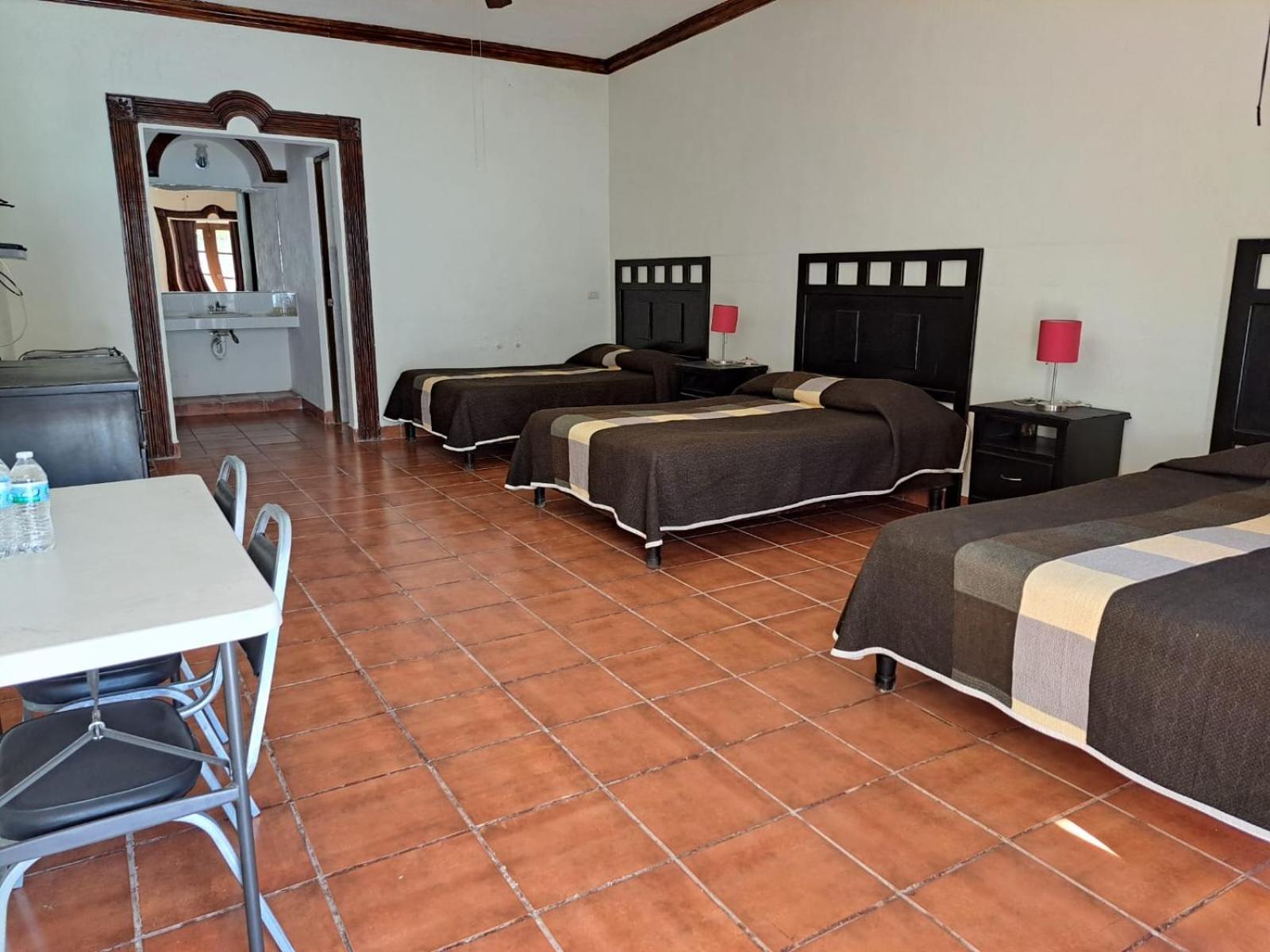 La Ilusion Hotel Campestre Y Balneario Parras de la Fuente Exteriör bild
